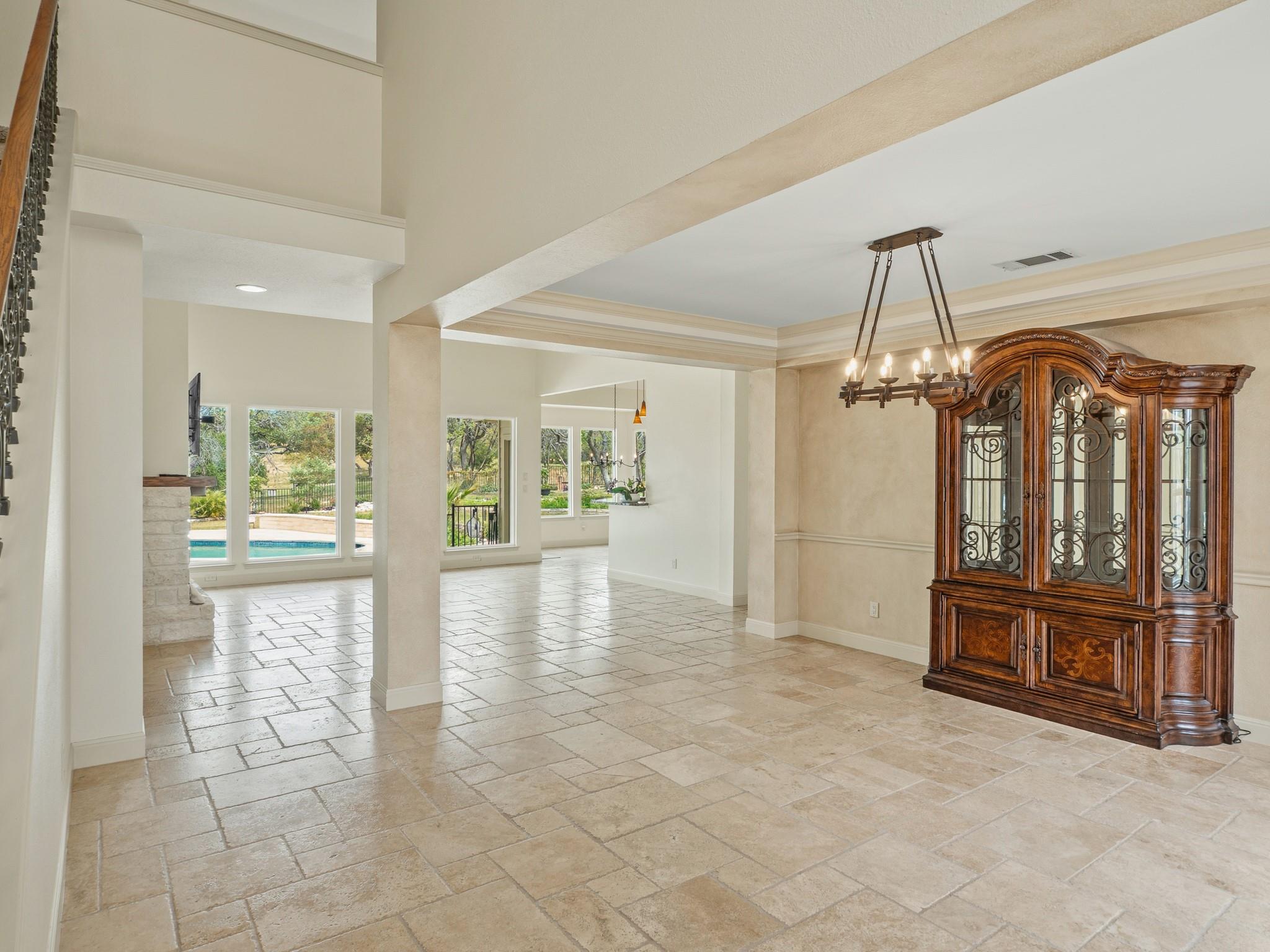 1710 Lakeway Blvd, Lakeway, TX 78734