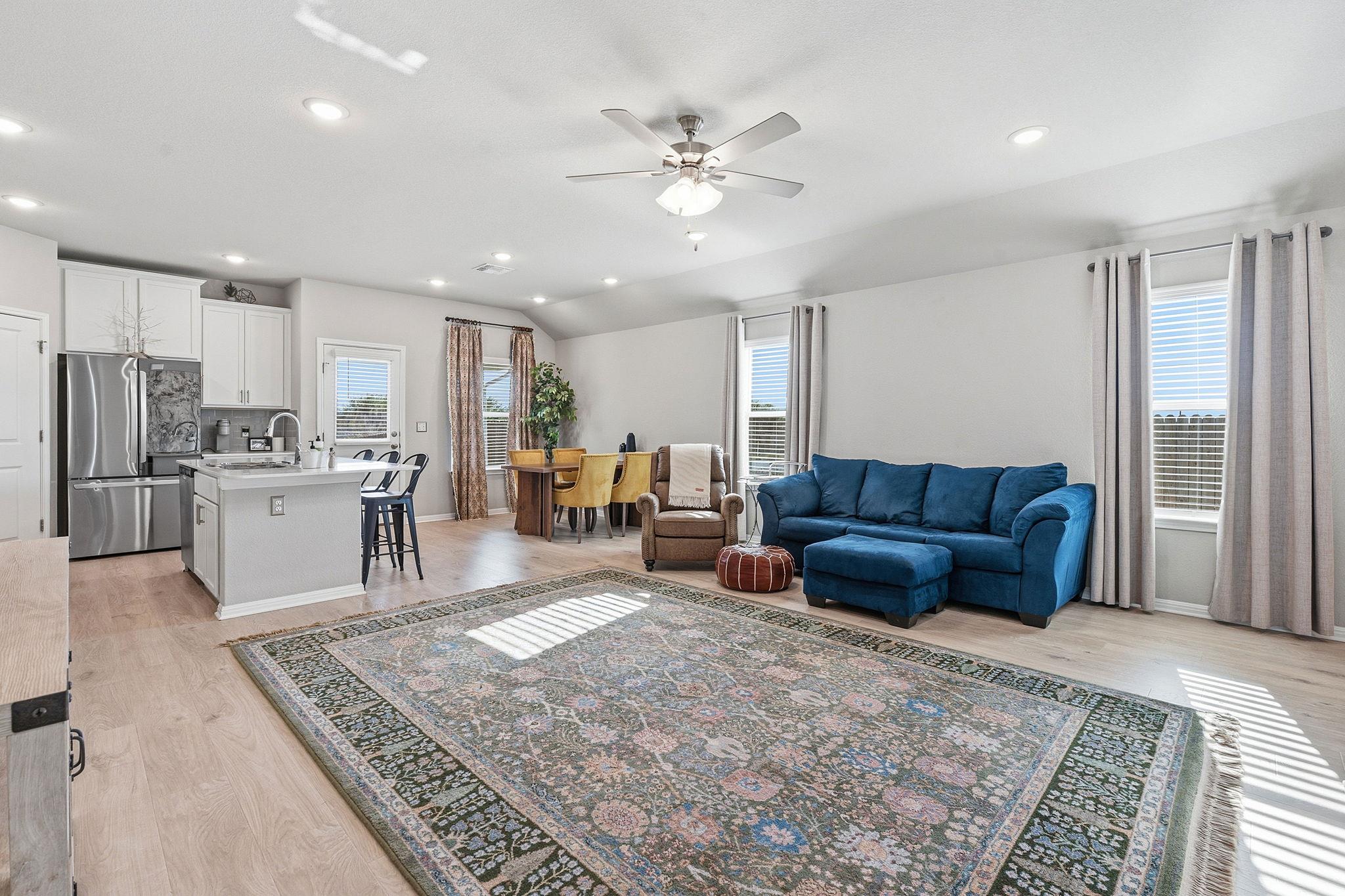 6026 Marsh Ln, Buda, TX 78610