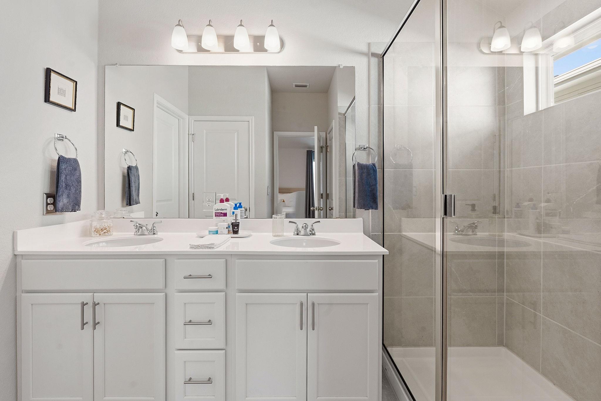 6026 Marsh Ln, Buda, TX 78610