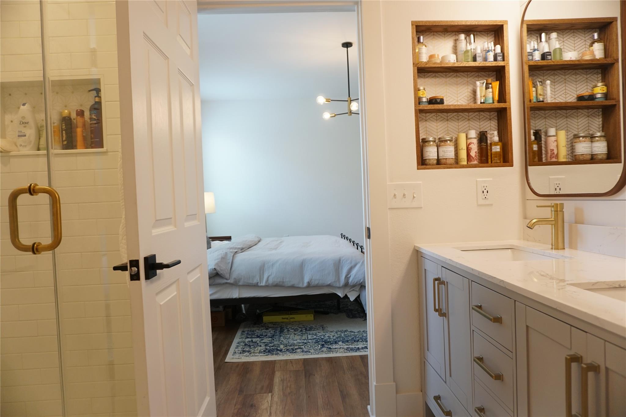 8604 Capitol View Dr, Austin, TX 78747