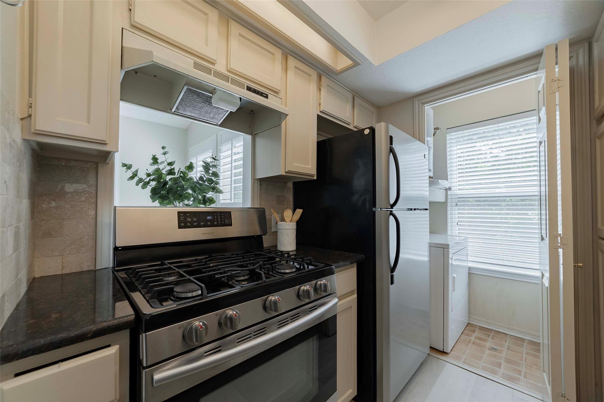 2500 Quarry Rd # 5, Austin, TX 78703