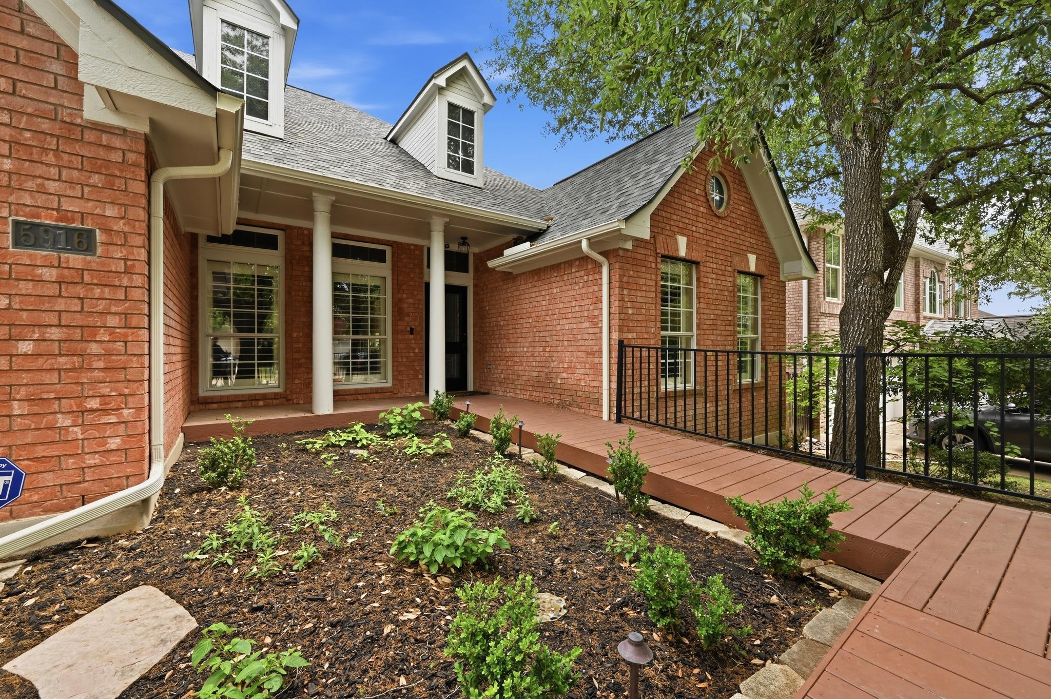 5916 Back Bay Ln, Austin, TX 78739