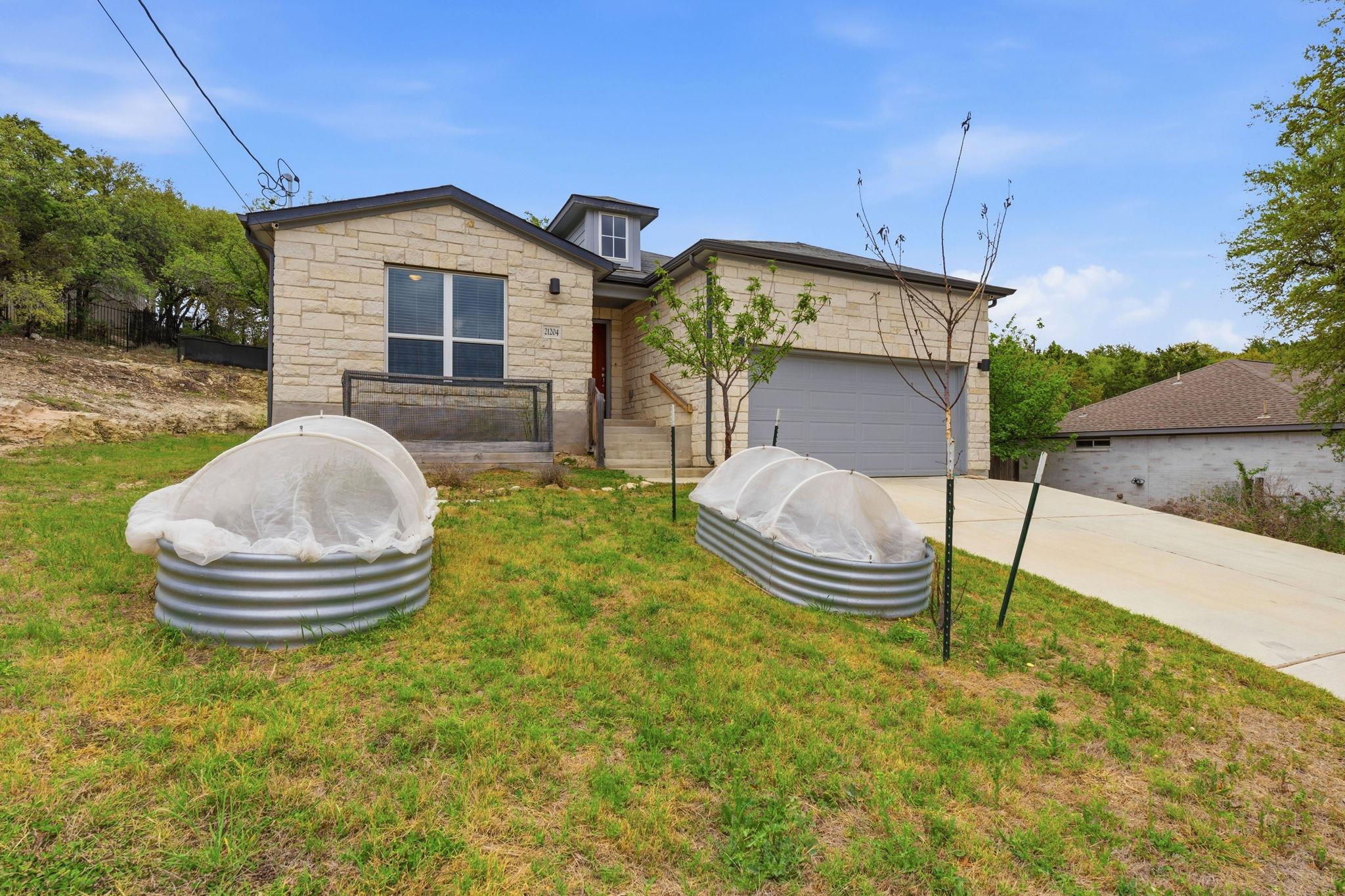 21204 Diamond Cv, Lago Vista, TX 78645