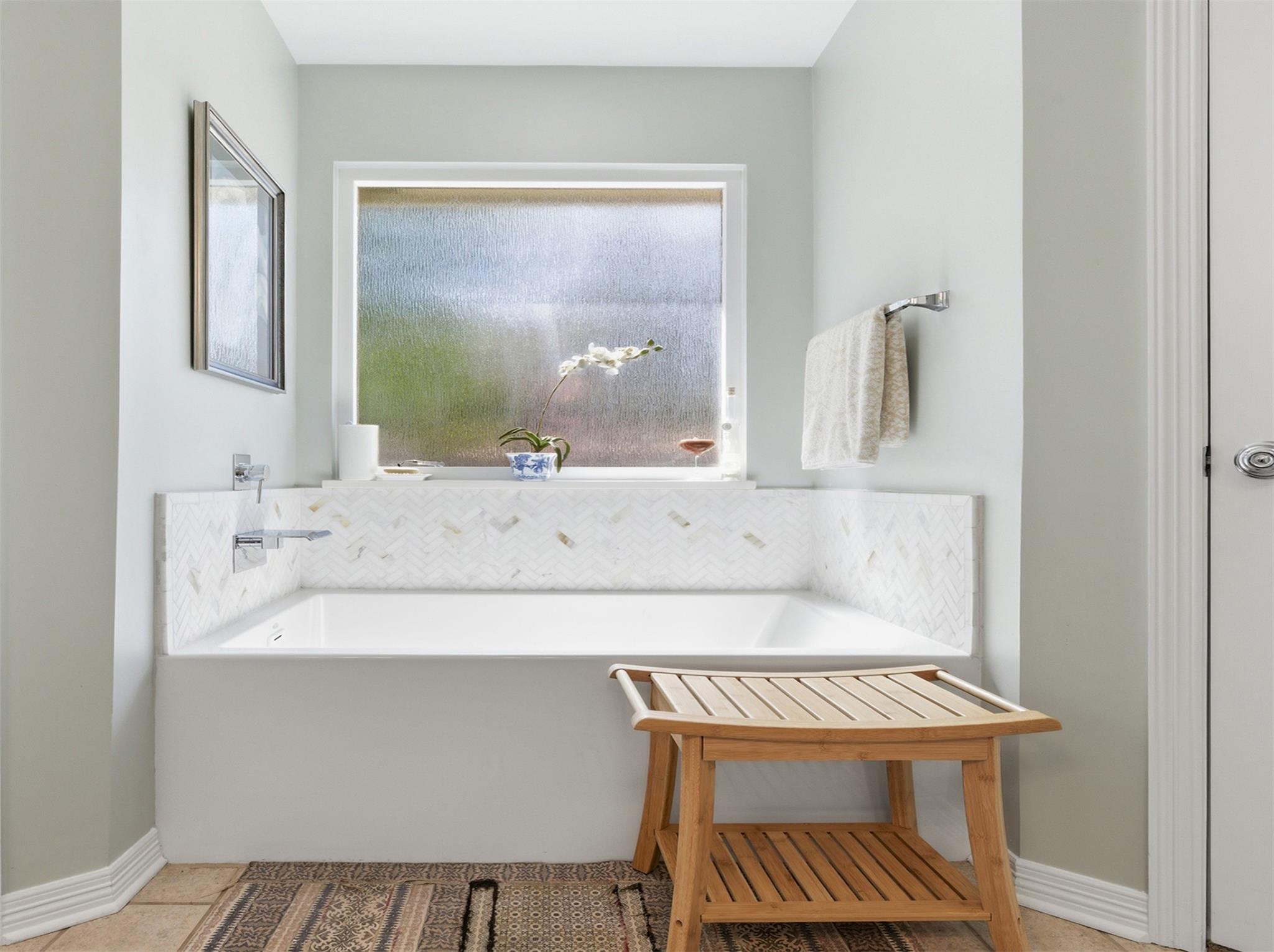 2810 Brandy Ln, Georgetown, TX 78628