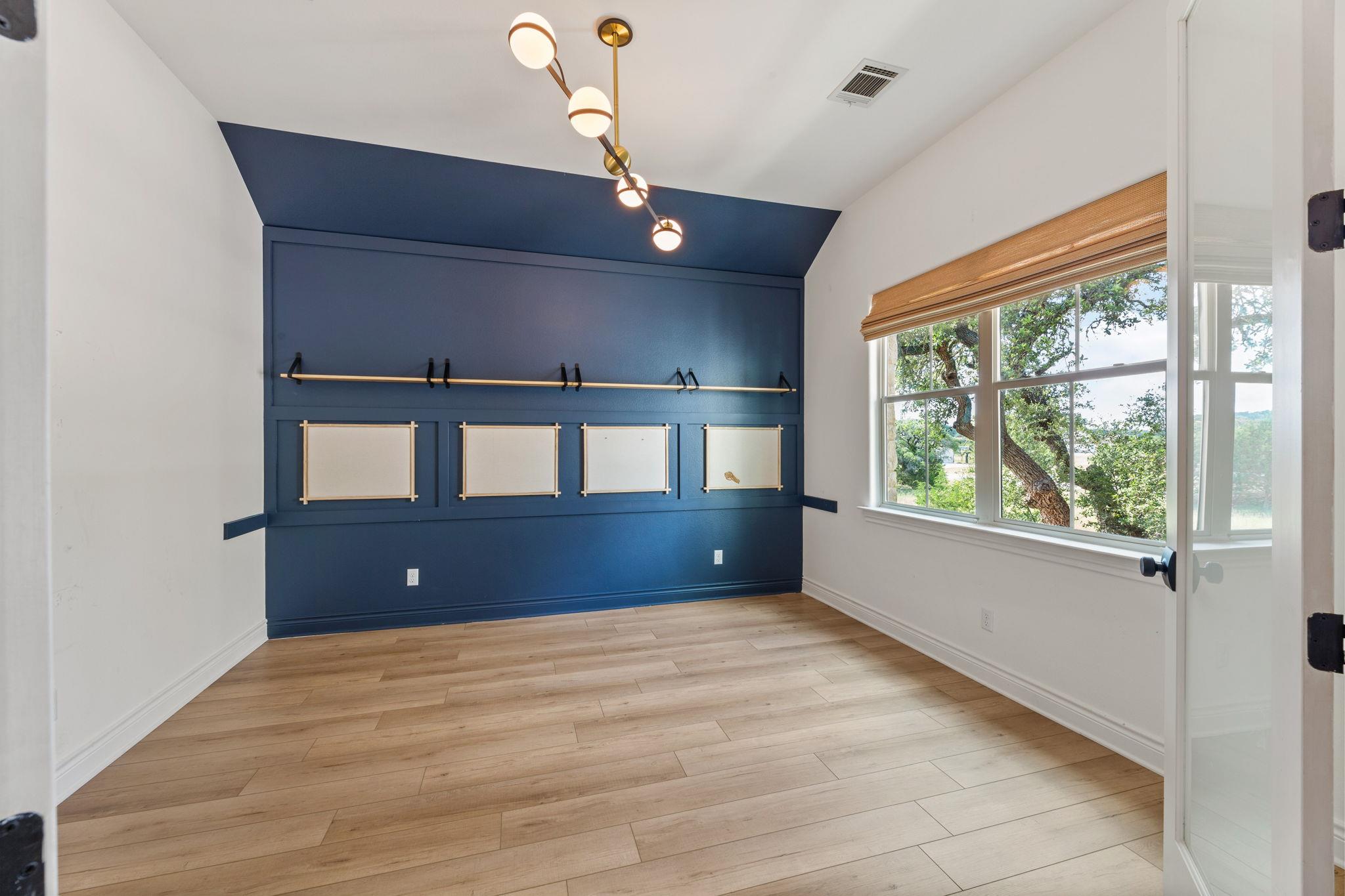 224 Magnolia Blossom Cv, Driftwood, TX 78619