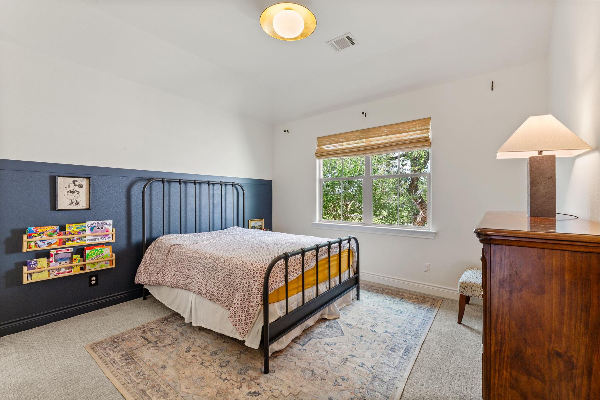 224 Magnolia Blossom Cv, Driftwood, TX 78619