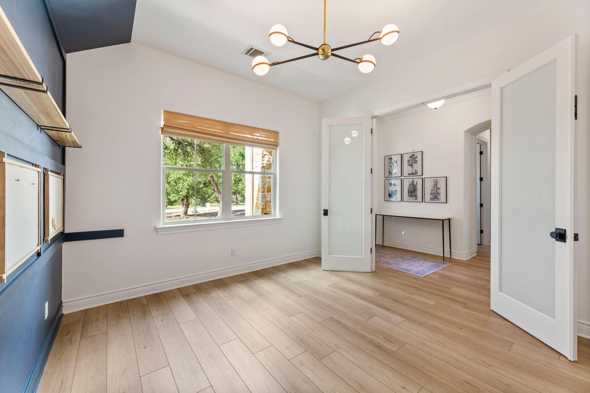 224 Magnolia Blossom Cv, Driftwood, TX 78619