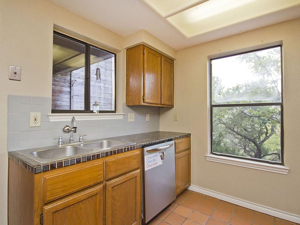 8200 Neely Dr # 108, Austin, TX 78759