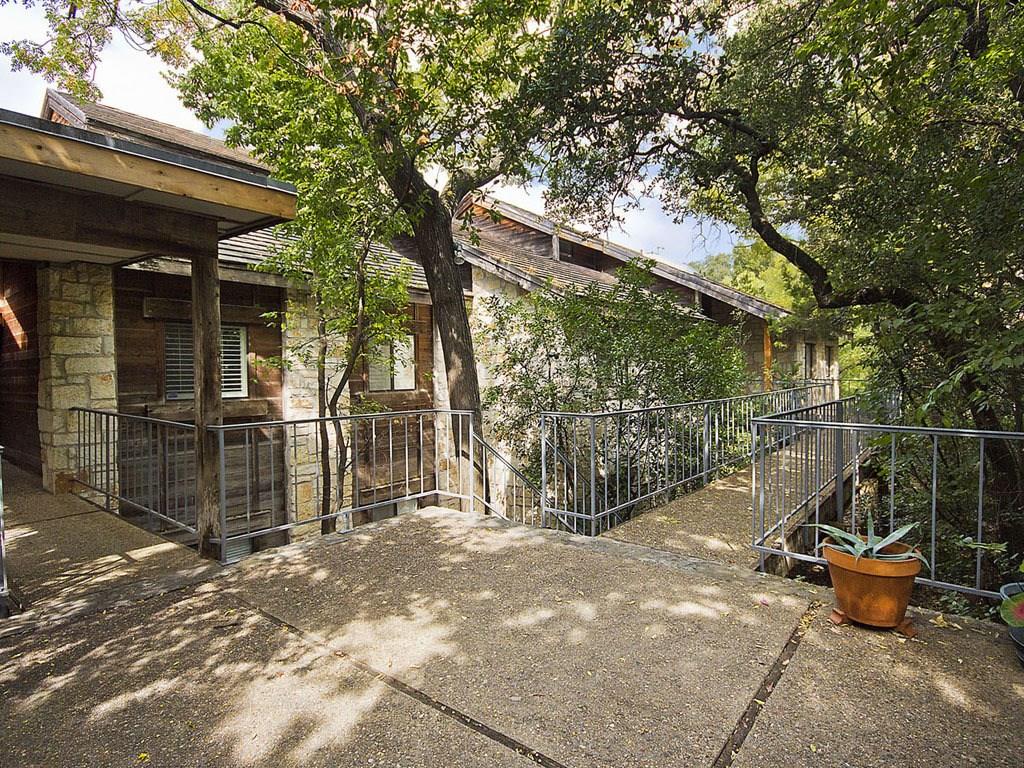 8200 Neely Dr # 108, Austin, TX 78759