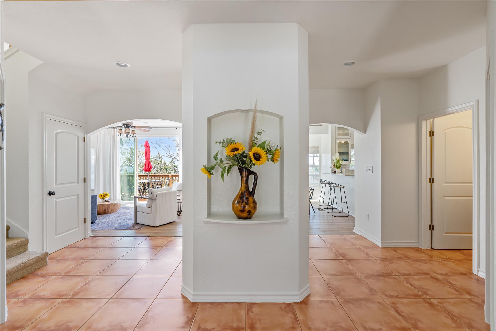 8101 Breeze Way, Jonestown, TX 78645