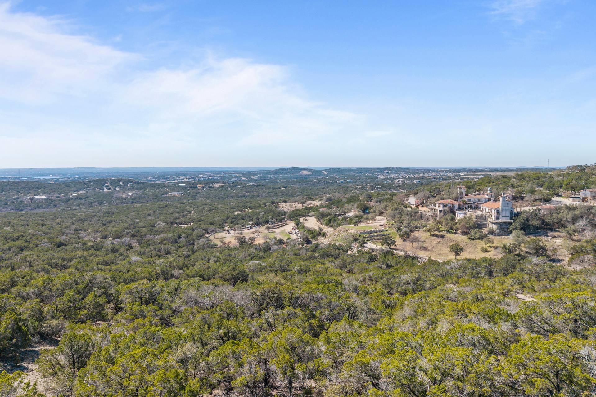 8101 Breeze Way, Jonestown, TX 78645