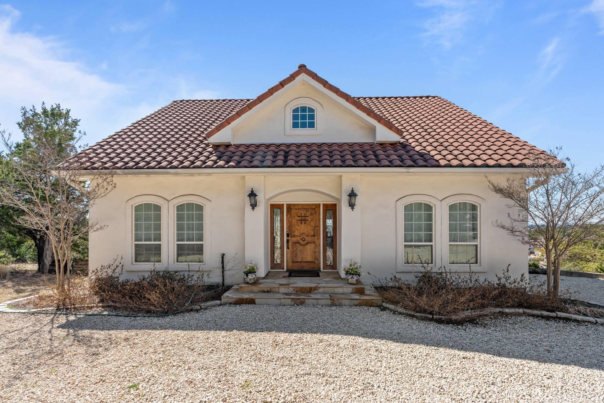 8101 Breeze Way, Jonestown, TX 78645