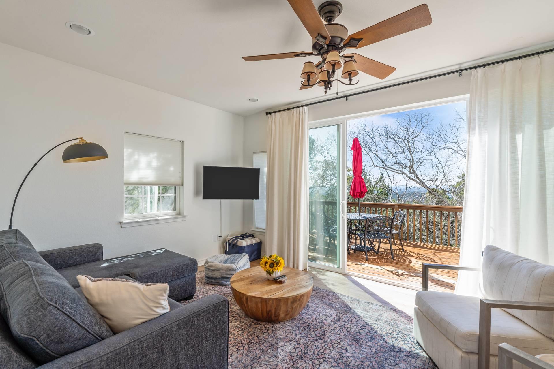 8101 Breeze Way, Jonestown, TX 78645