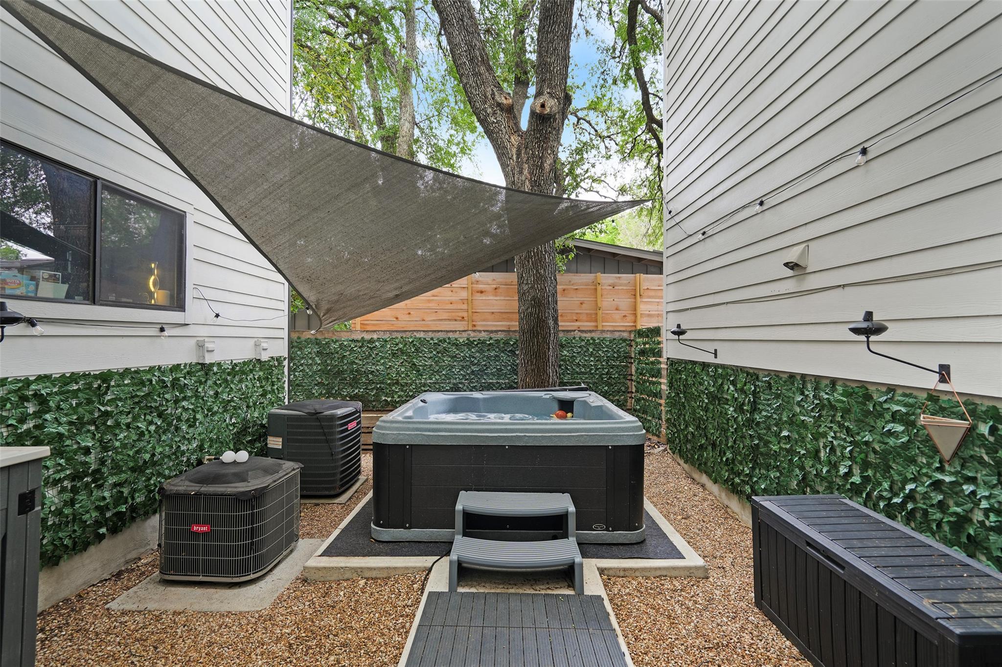 2009 Arthur Ln # A, Austin, TX 78704