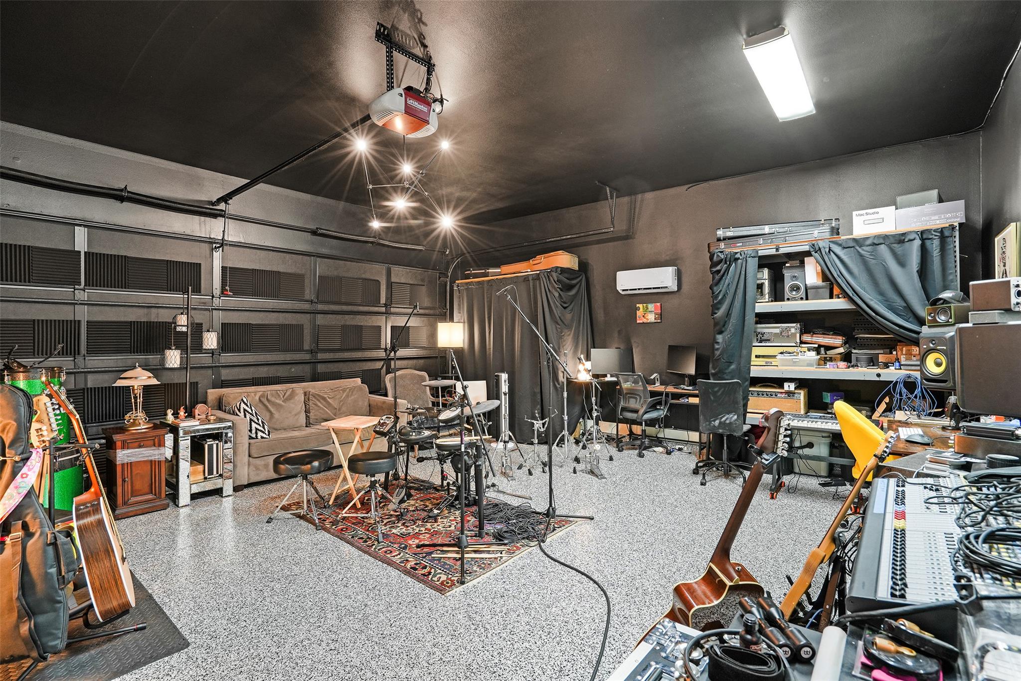 2009 Arthur Ln # A, Austin, TX 78704