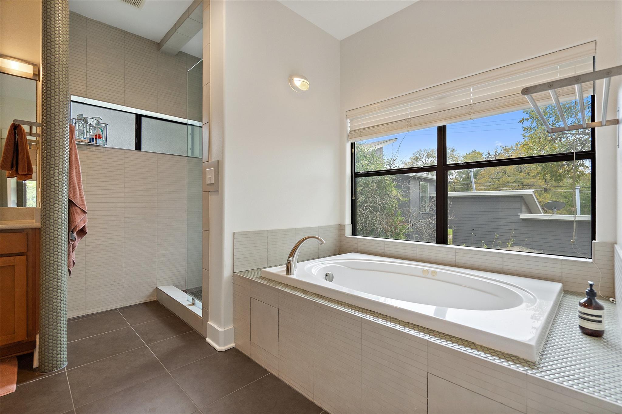 2009 Arthur Ln # A, Austin, TX 78704