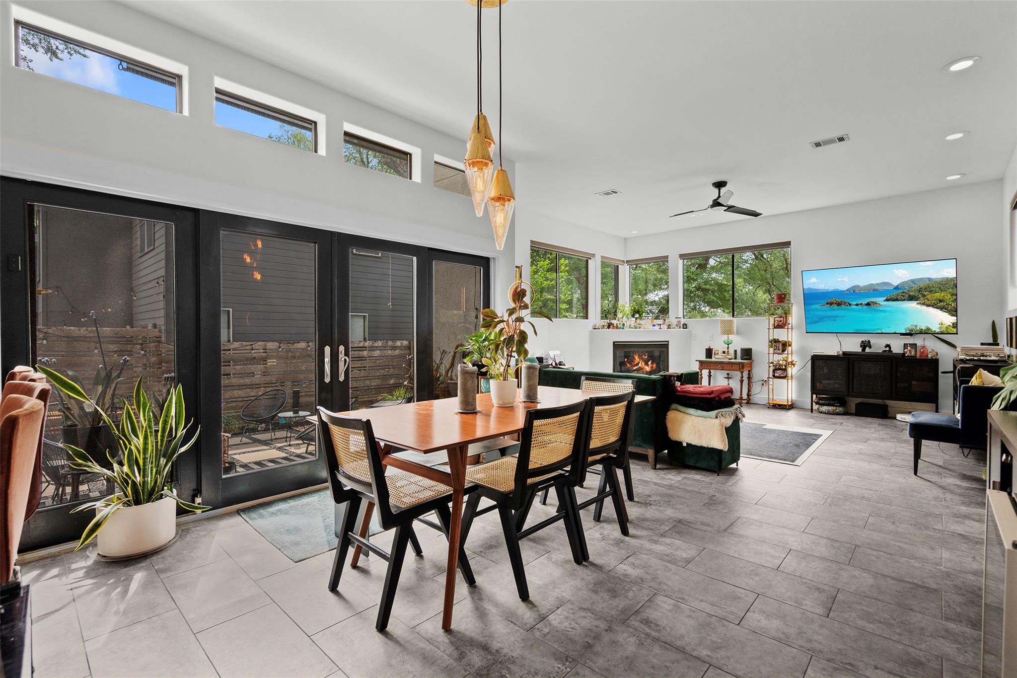 2009 Arthur Ln # A, Austin, TX 78704