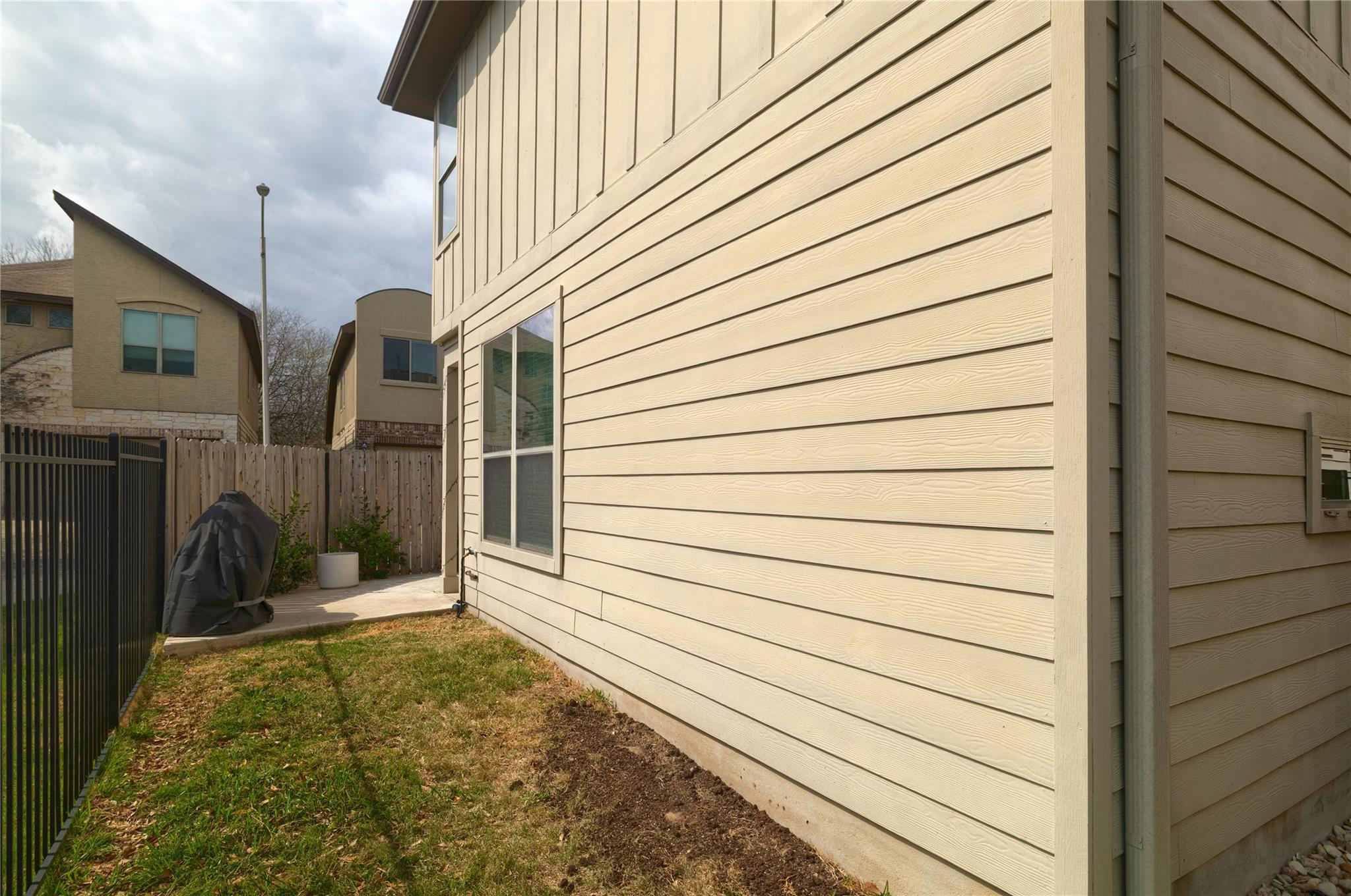 2101 Rivers Edge Way # 26, Austin, TX 78741