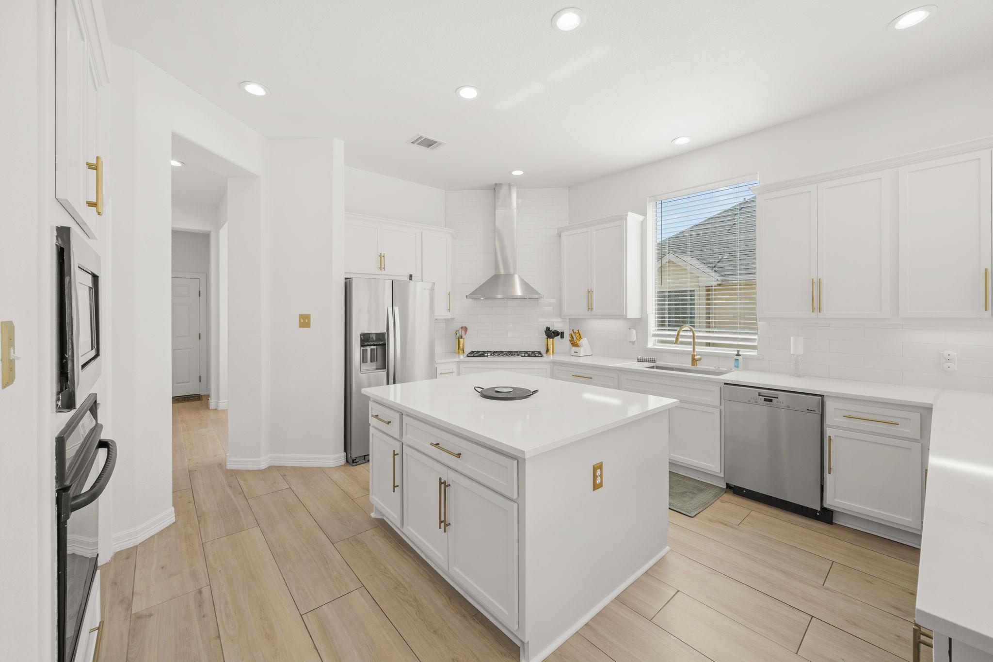 12017 Portobella Dr, Austin, TX 78732