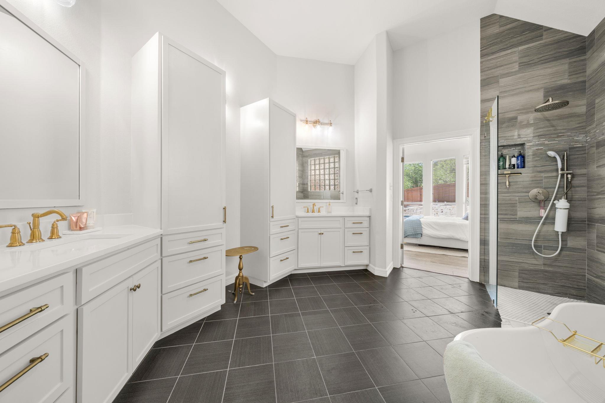 12017 Portobella Dr, Austin, TX 78732