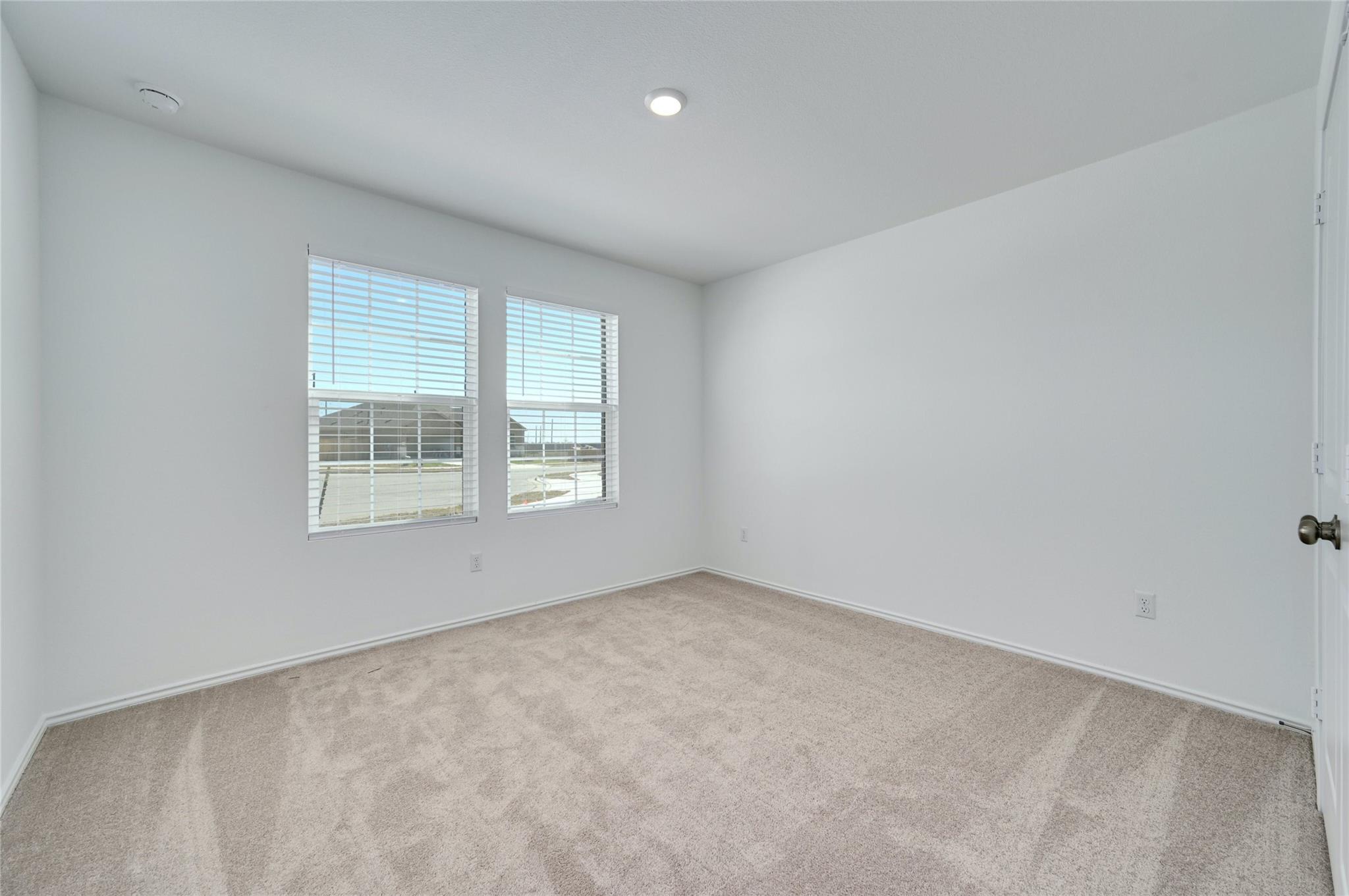 1015 Ascari Ct, Hutto, TX 78634