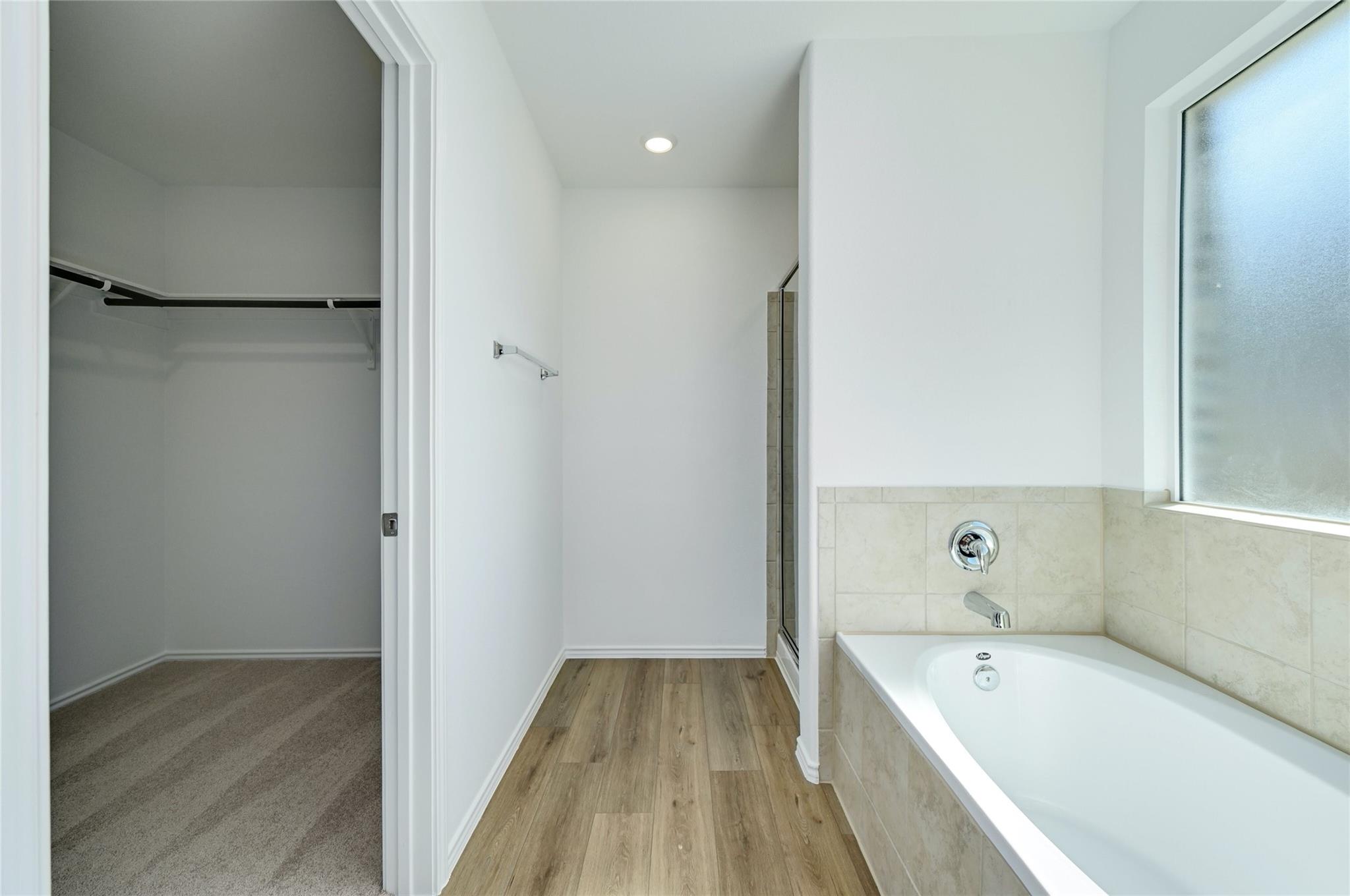 1015 Ascari Ct, Hutto, TX 78634