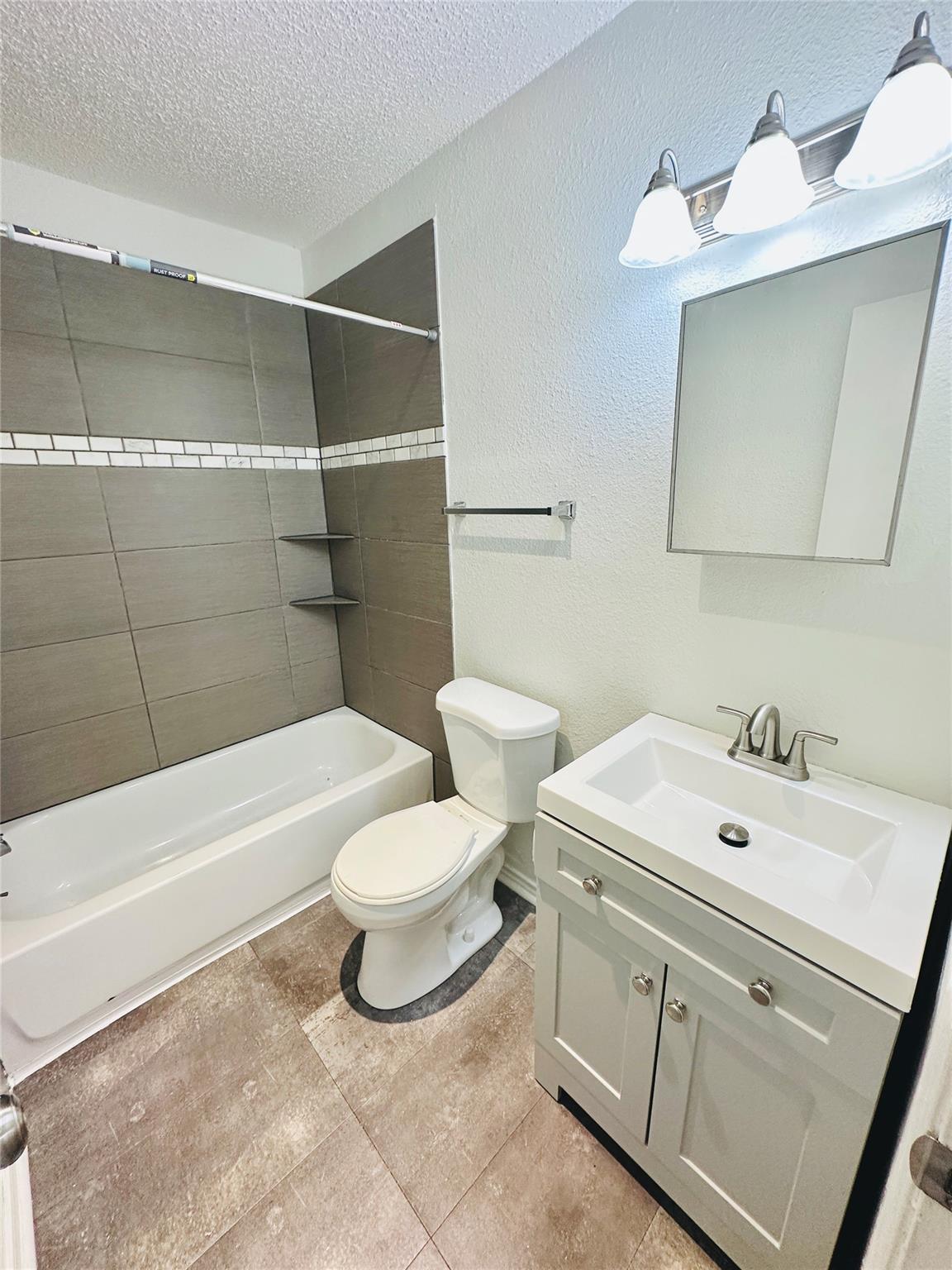 1314 Southport Dr # B, Austin, TX 78704