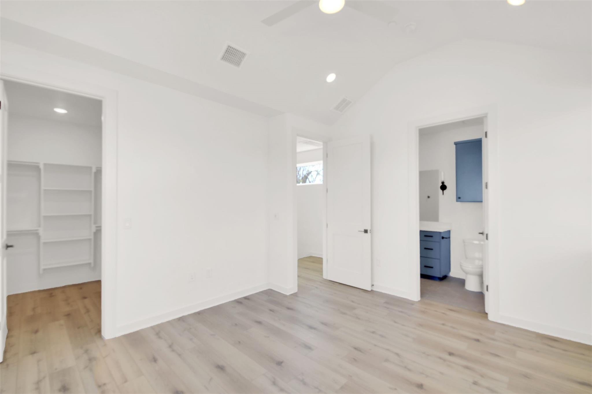 7208 Providence Ave # 3, Austin, TX 78752