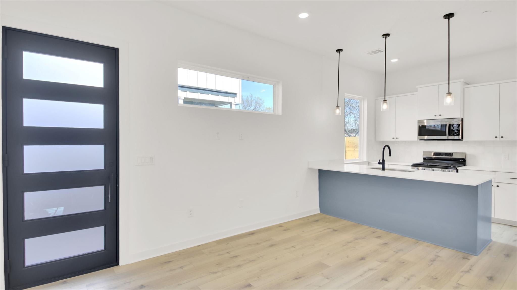 7208 Providence Ave # 3, Austin, TX 78752