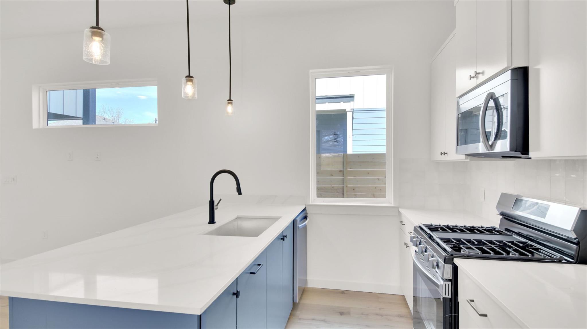 7208 Providence Ave # 3, Austin, TX 78752