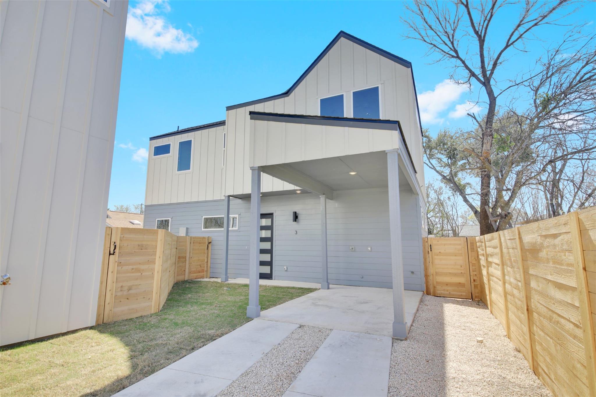 7208 Providence Ave # 3, Austin, TX 78752