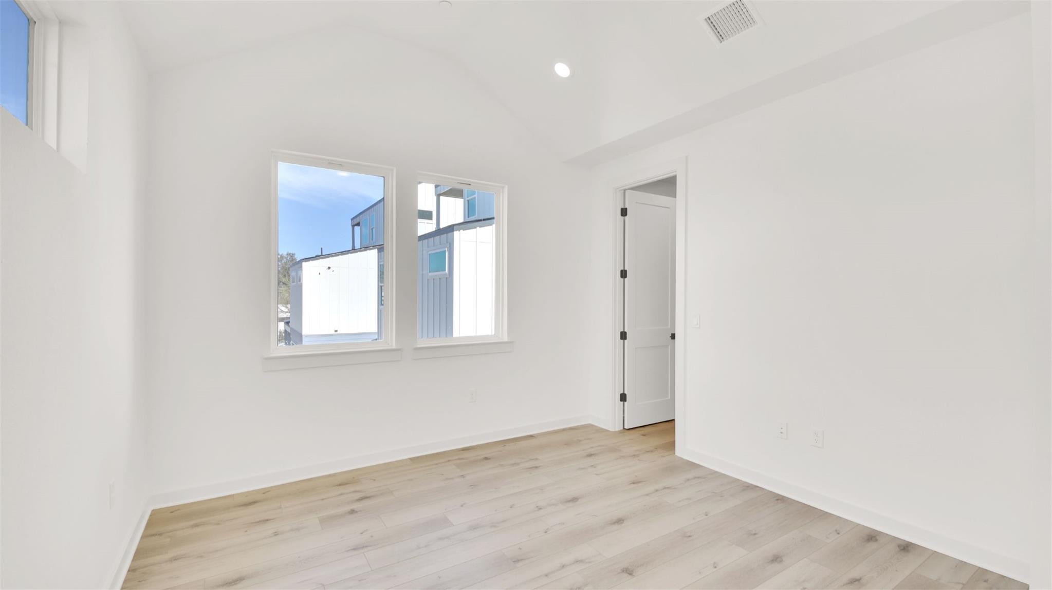 7208 Providence Ave # 3, Austin, TX 78752