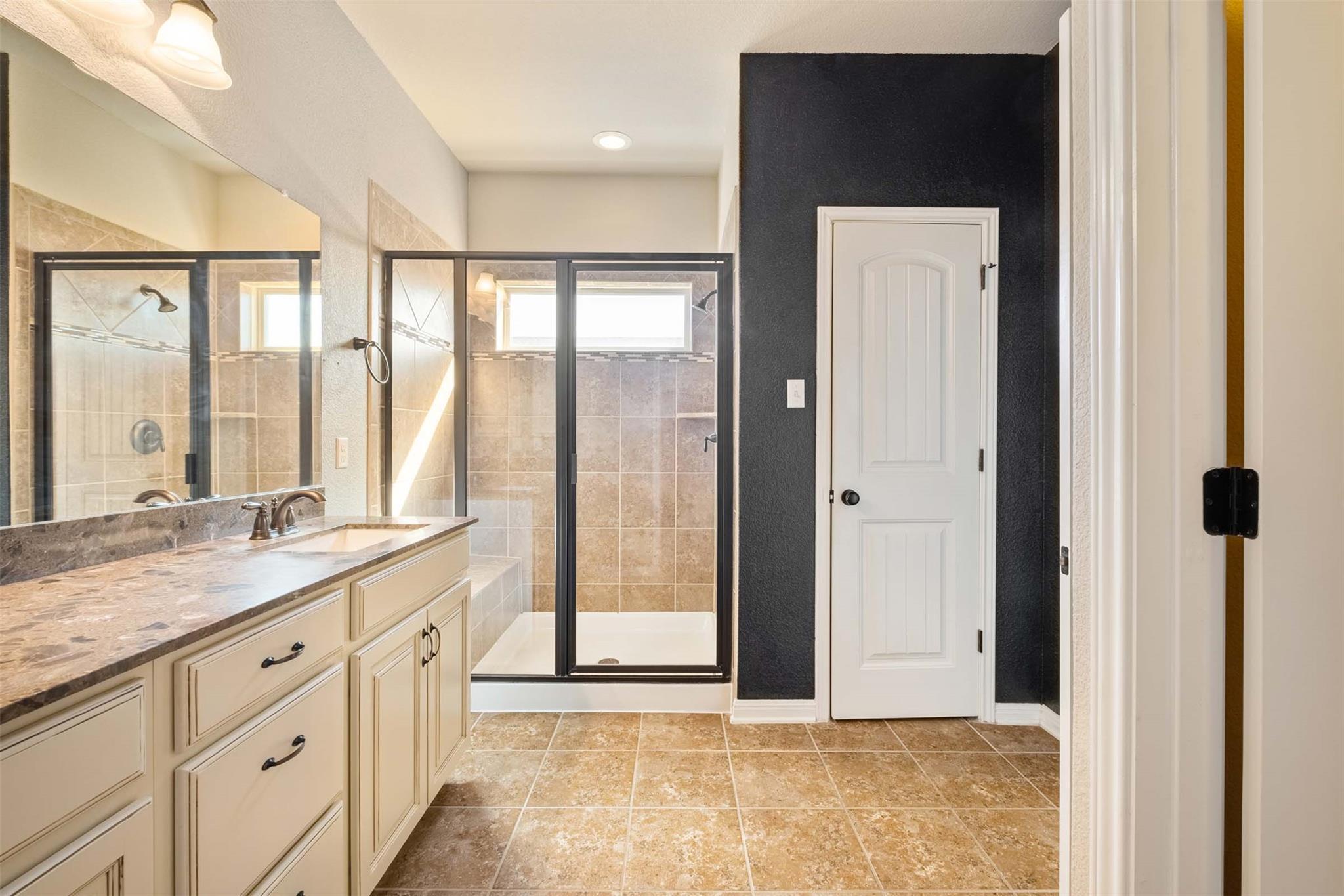 7220 Wyoming Springs Dr # 1302, Round Rock, TX 78681