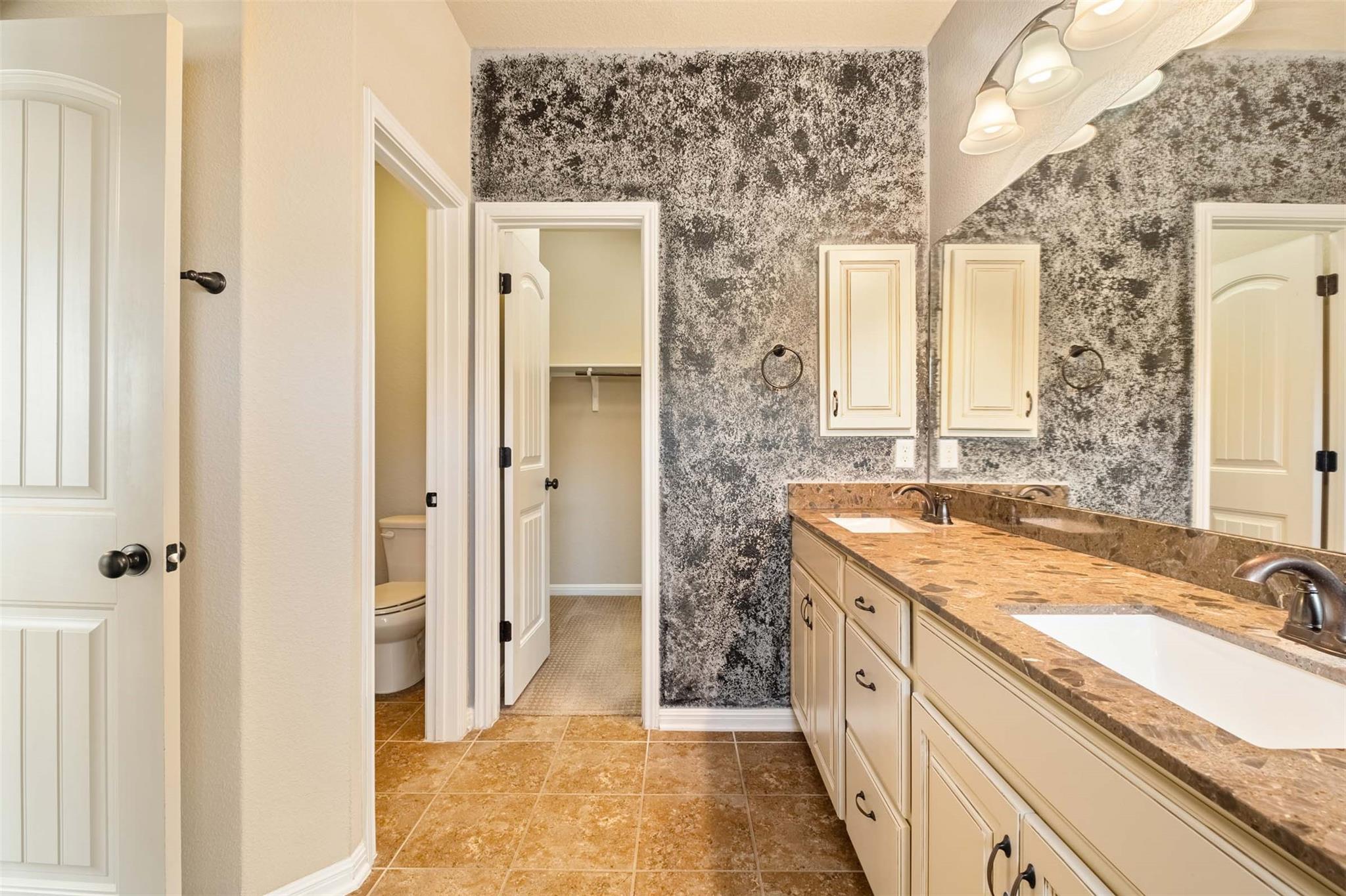 7220 Wyoming Springs Dr # 1302, Round Rock, TX 78681