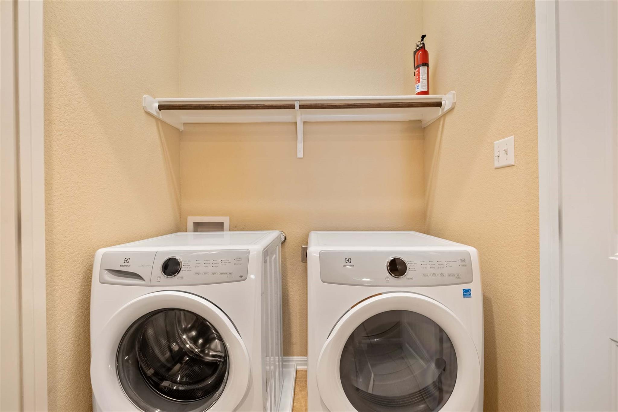 7220 Wyoming Springs Dr # 1302, Round Rock, TX 78681