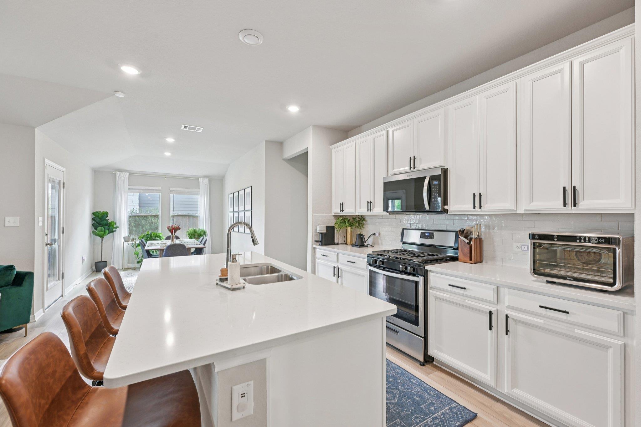 3022 Mill Run Bnd, Round Rock, TX 78665