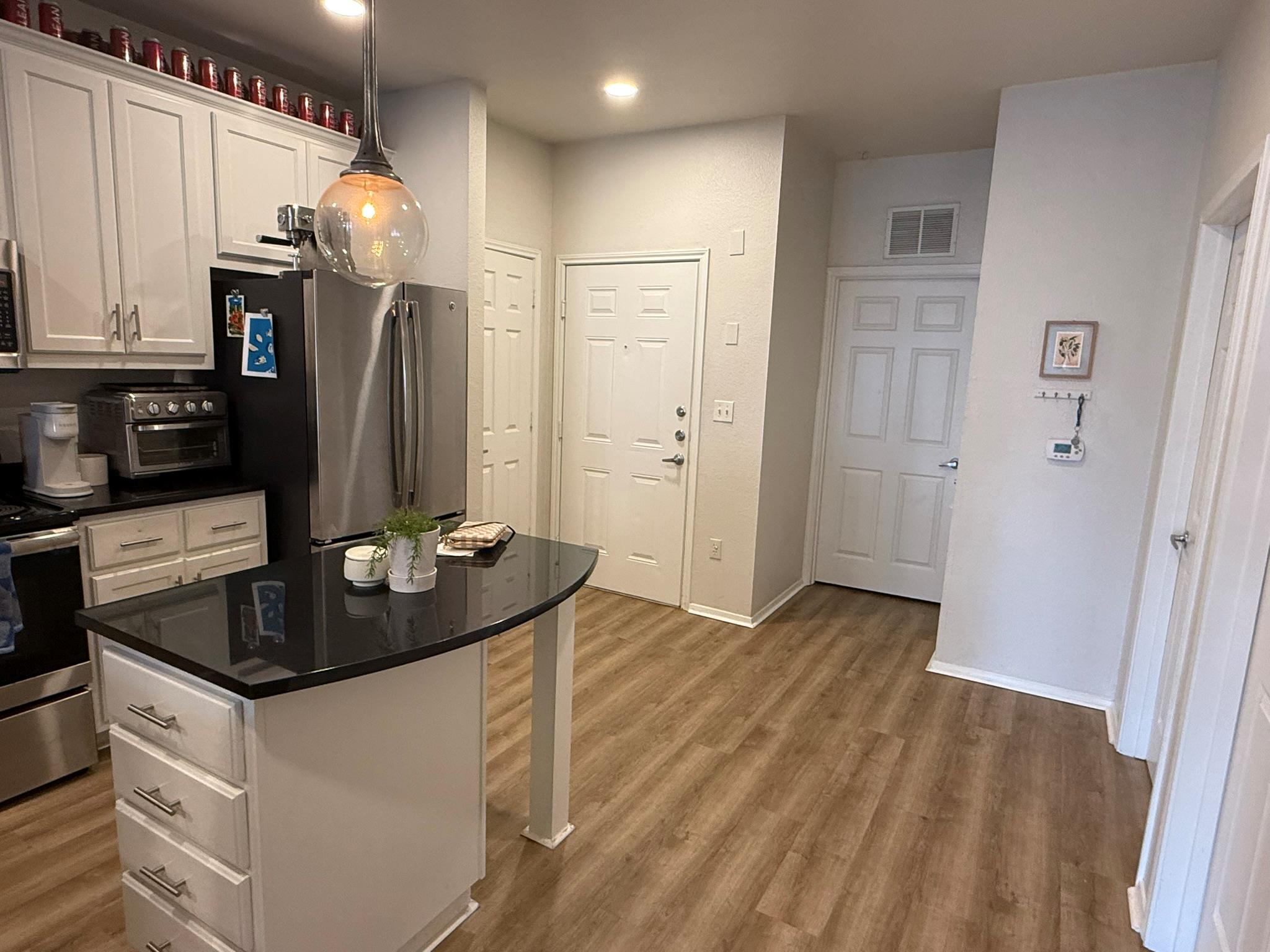 910 W 25th St # 508, Austin, TX 78705