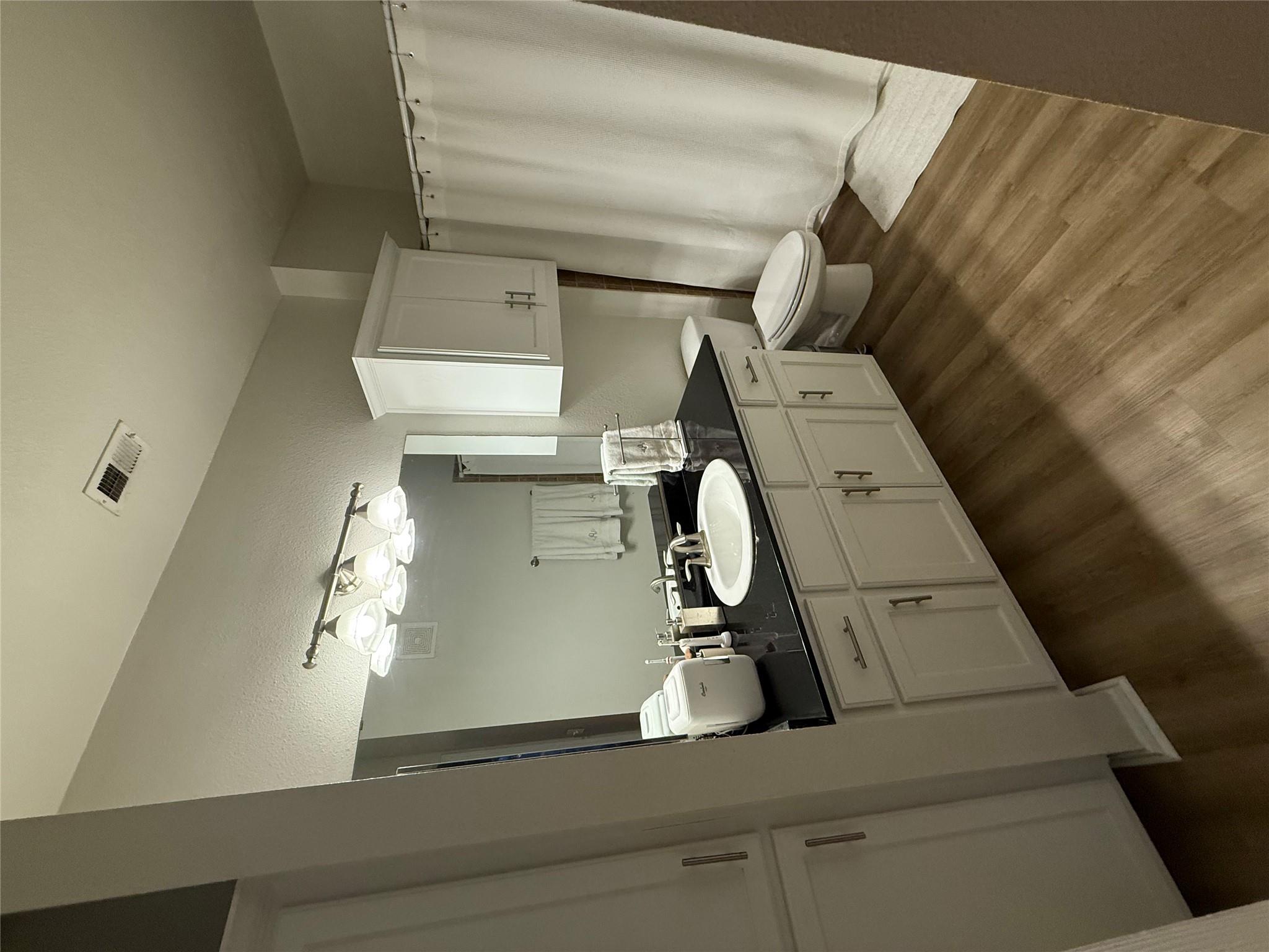 910 W 25th St # 508, Austin, TX 78705