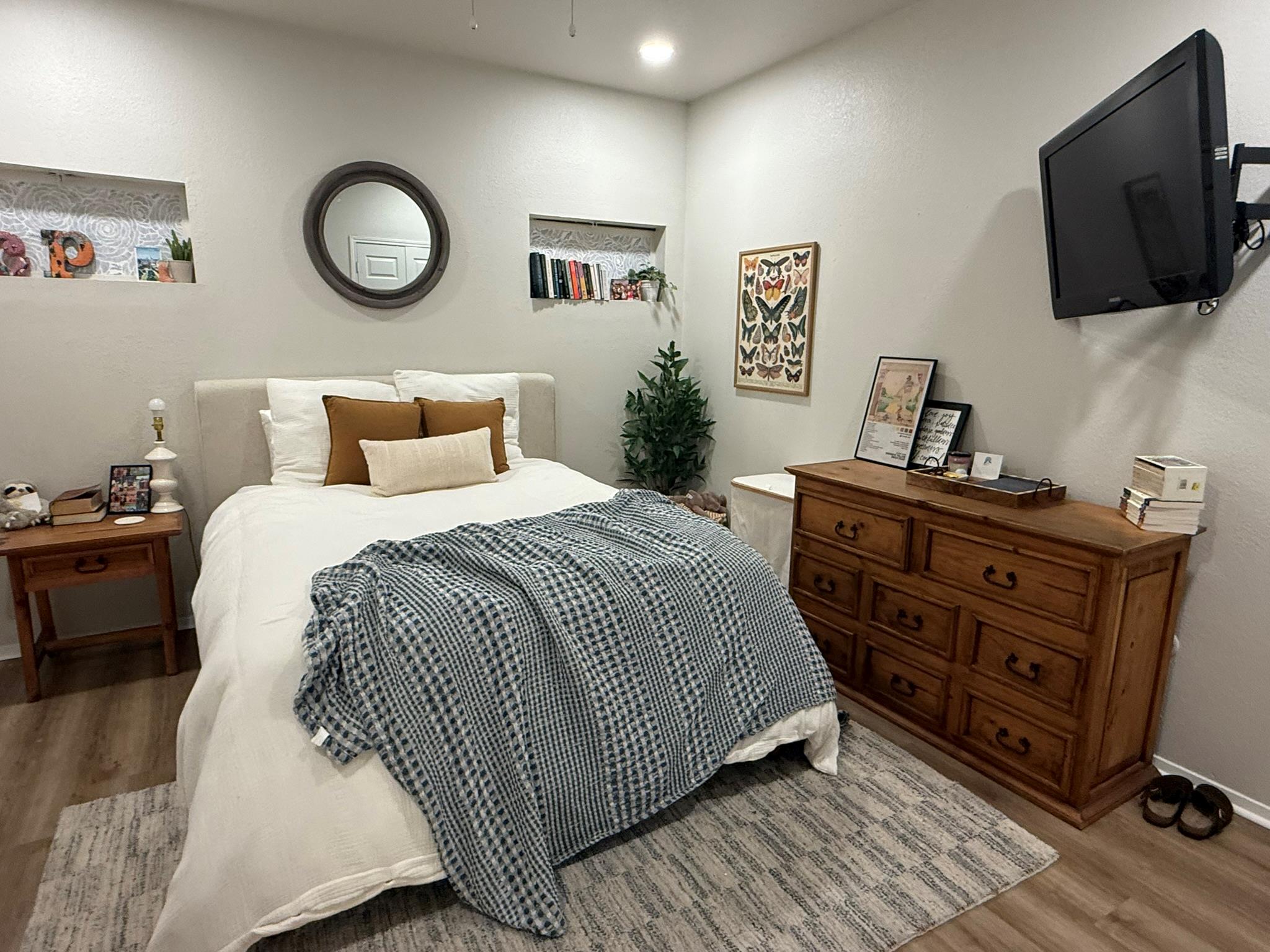 910 W 25th St # 508, Austin, TX 78705