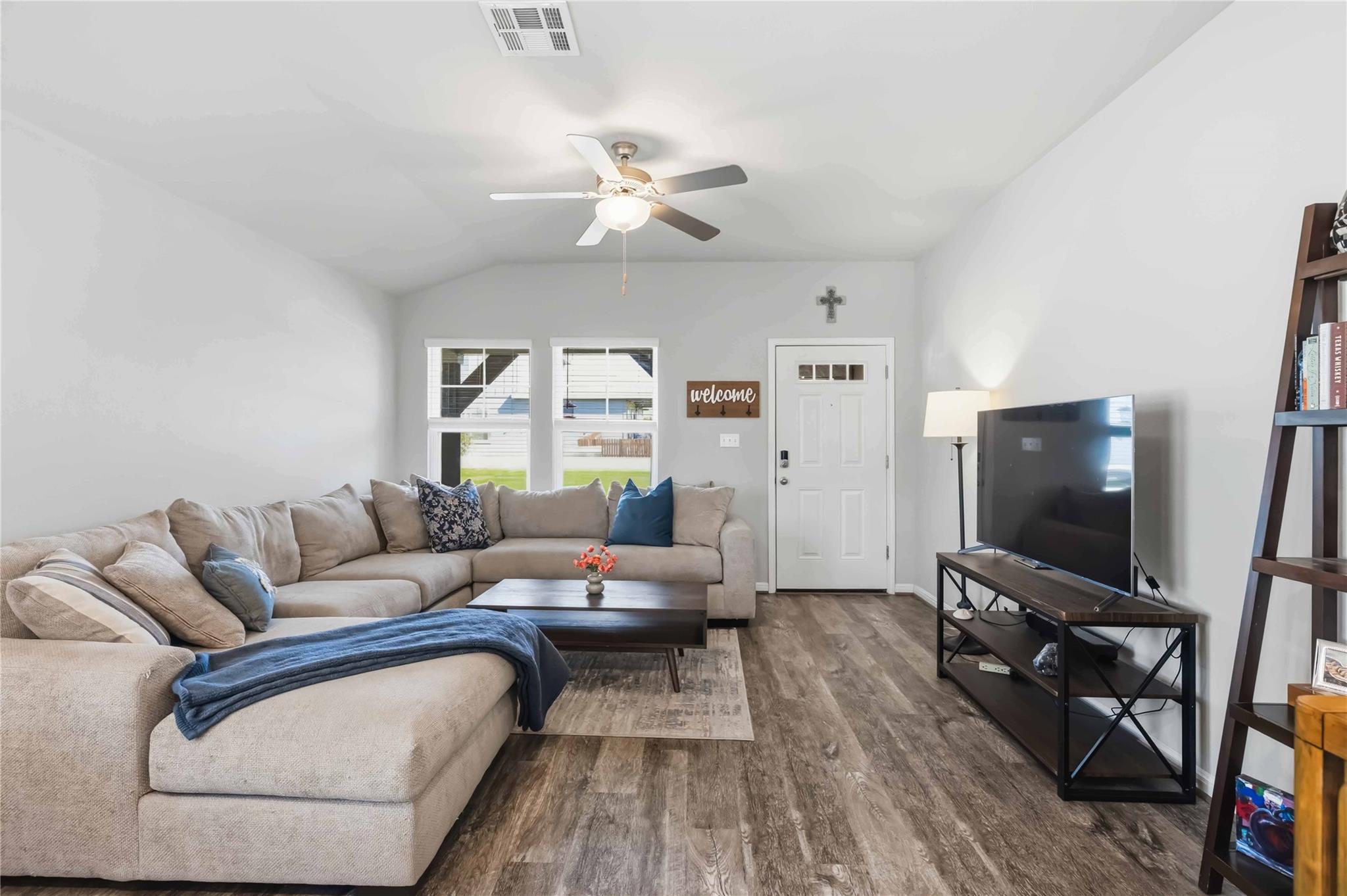 805 Russet Rock Dr, Austin, TX 78652