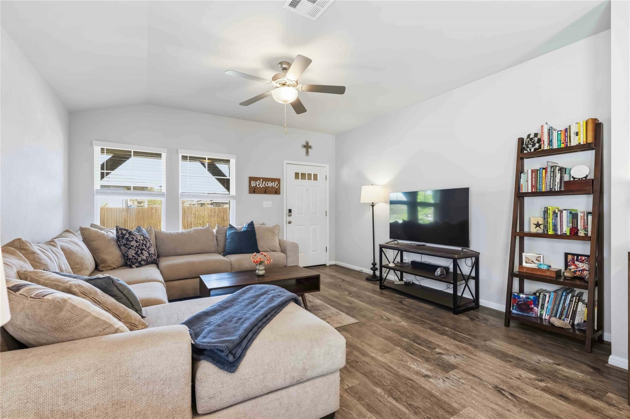 805 Russet Rock Dr, Austin, TX 78652