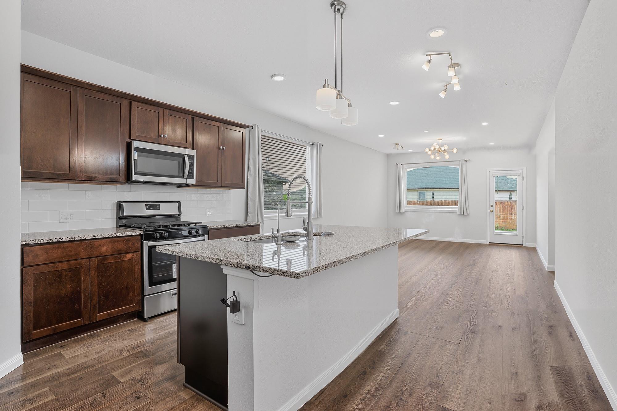 909 Vogel Dr, Georgetown, TX 78626