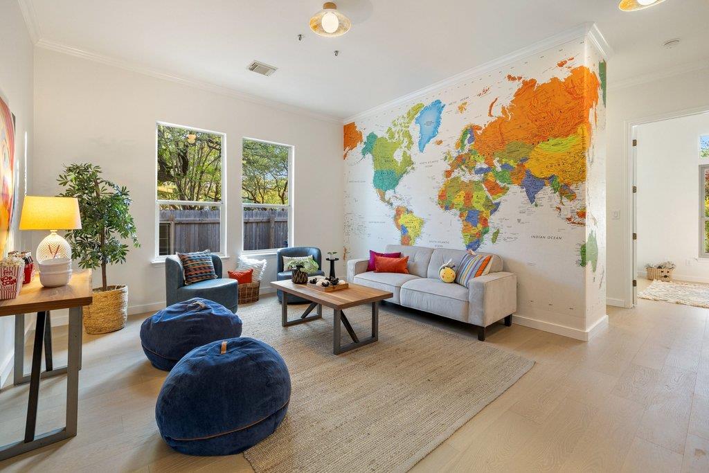 10913 Cusseta Ln, Austin, TX 78739