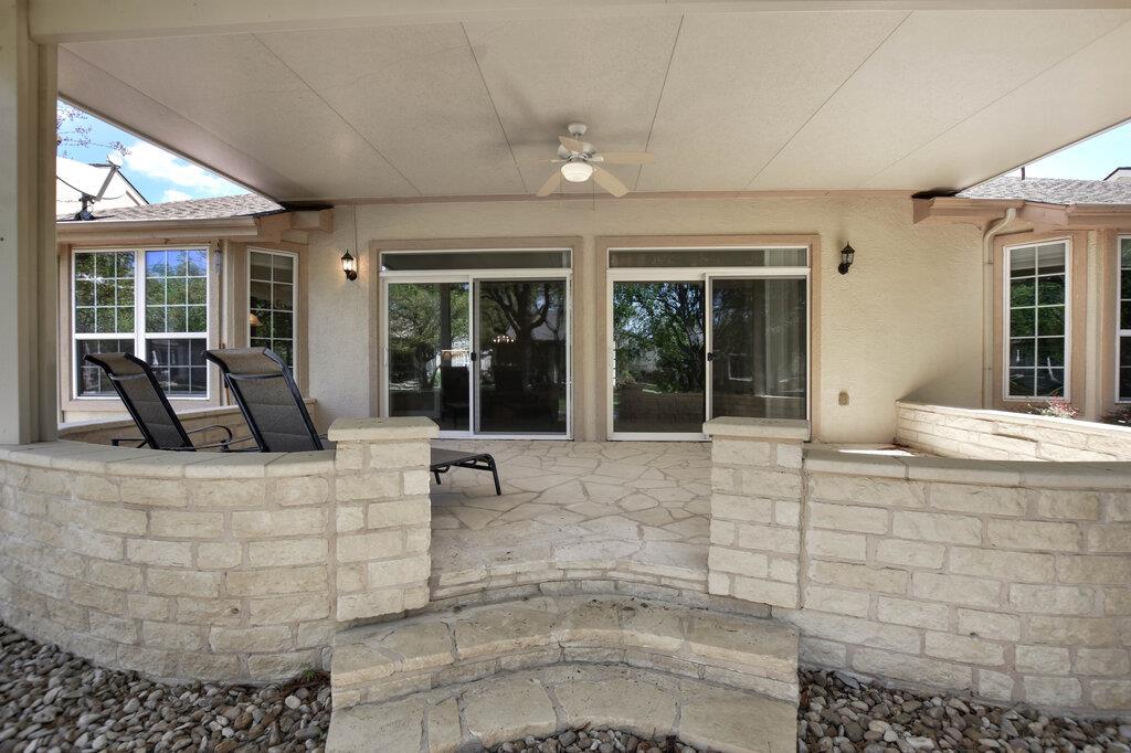 735 Breezeway Ln, Georgetown, TX 78633