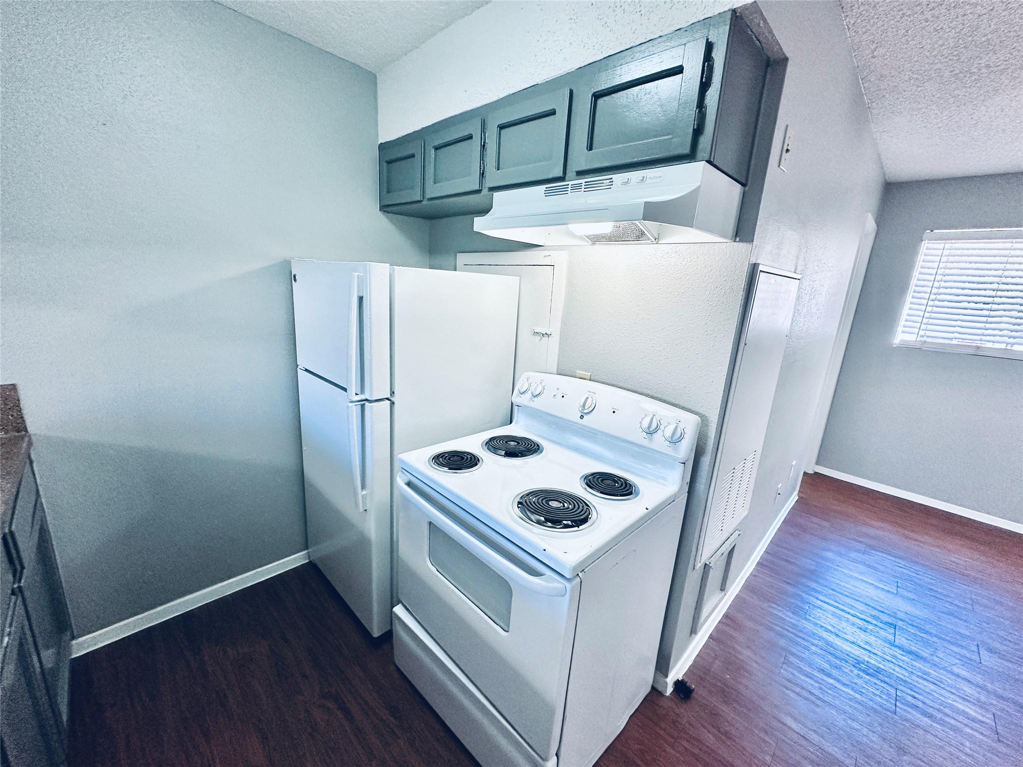 3702 S Second St # 107, Austin, TX 78704