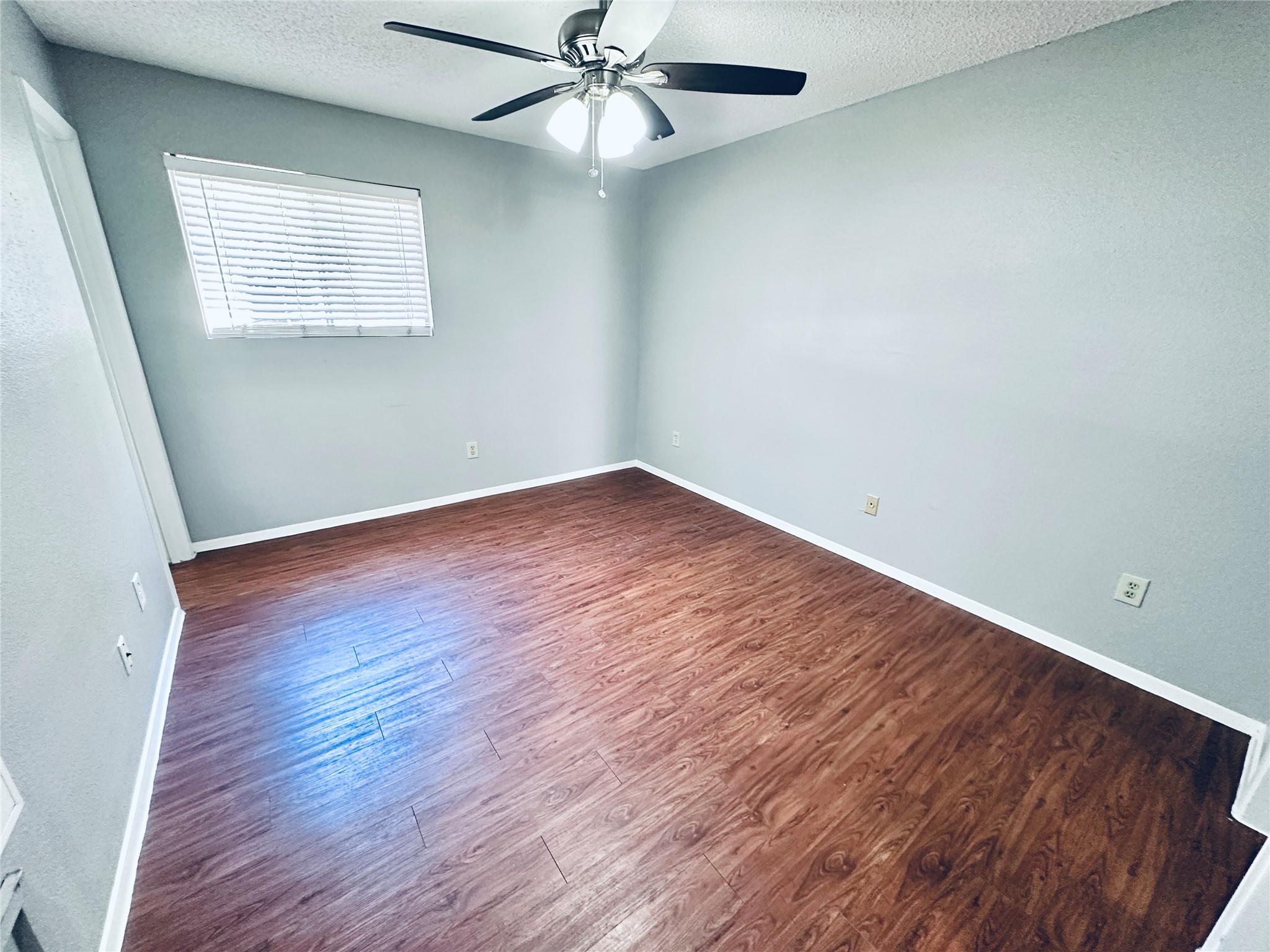 3702 S Second St # 107, Austin, TX 78704