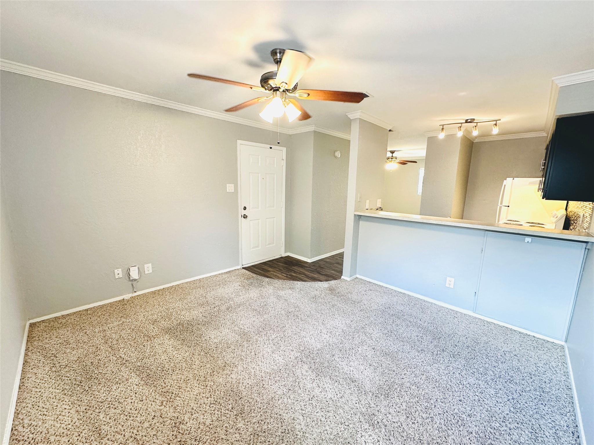 3702 S Second St # 219, Austin, TX 78704