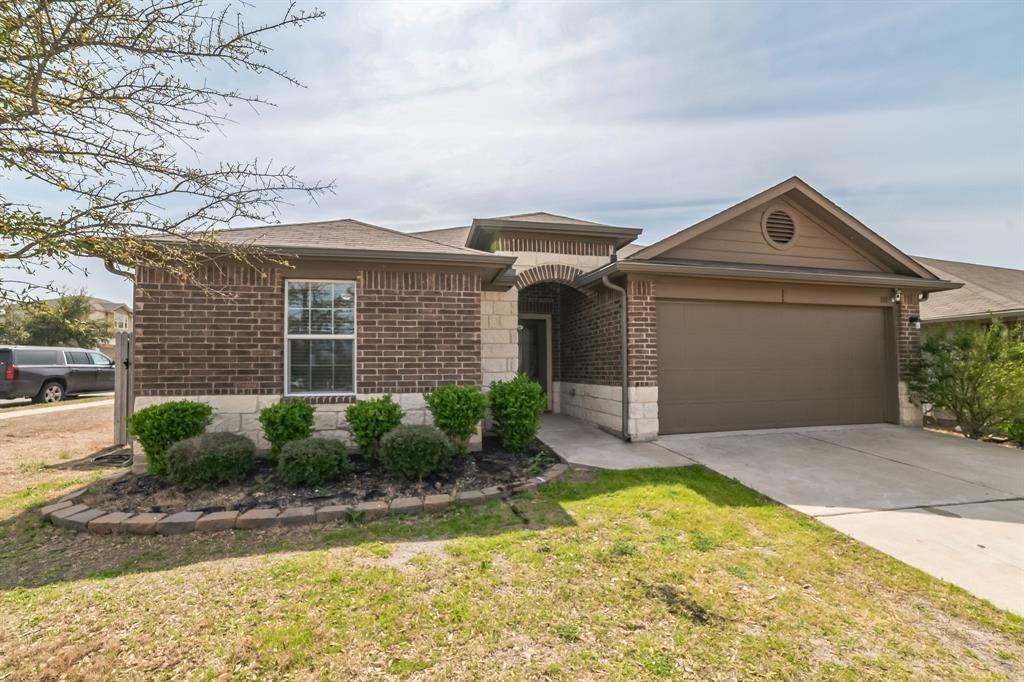 101 Acadia Cv, Hutto, TX 78634