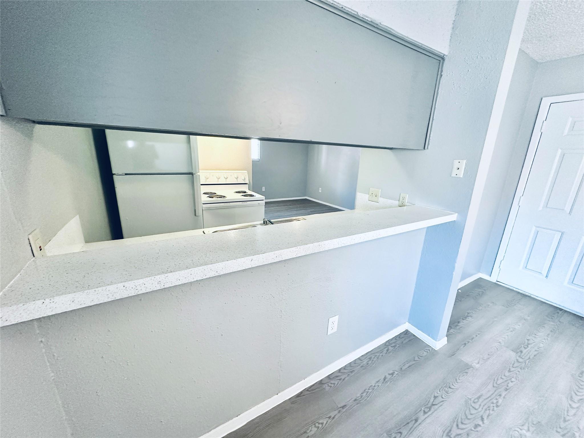 3702 S Second St # 103, Austin, TX 78704