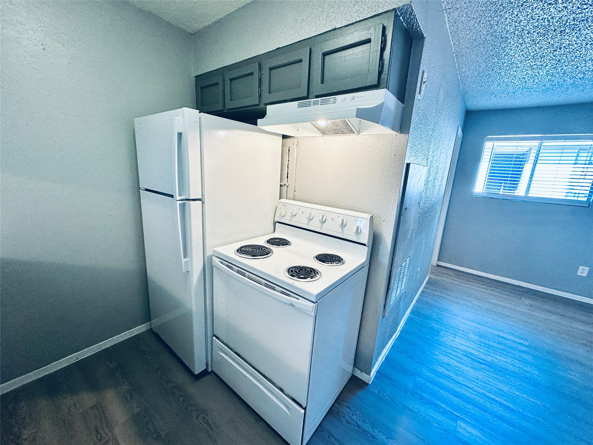 3702 S Second St # 103, Austin, TX 78704